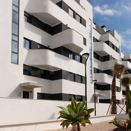 Apartamento A Estrenar Junto Al Mar *