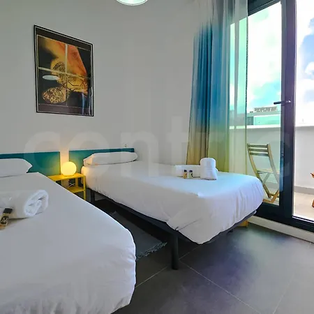 Apartamento A Estrenar Junto Al Mar *